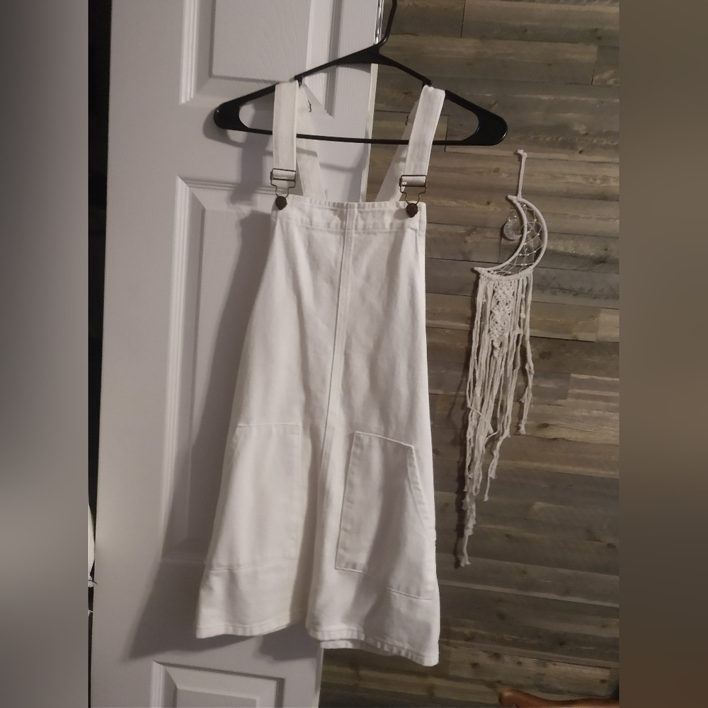 Overall dress